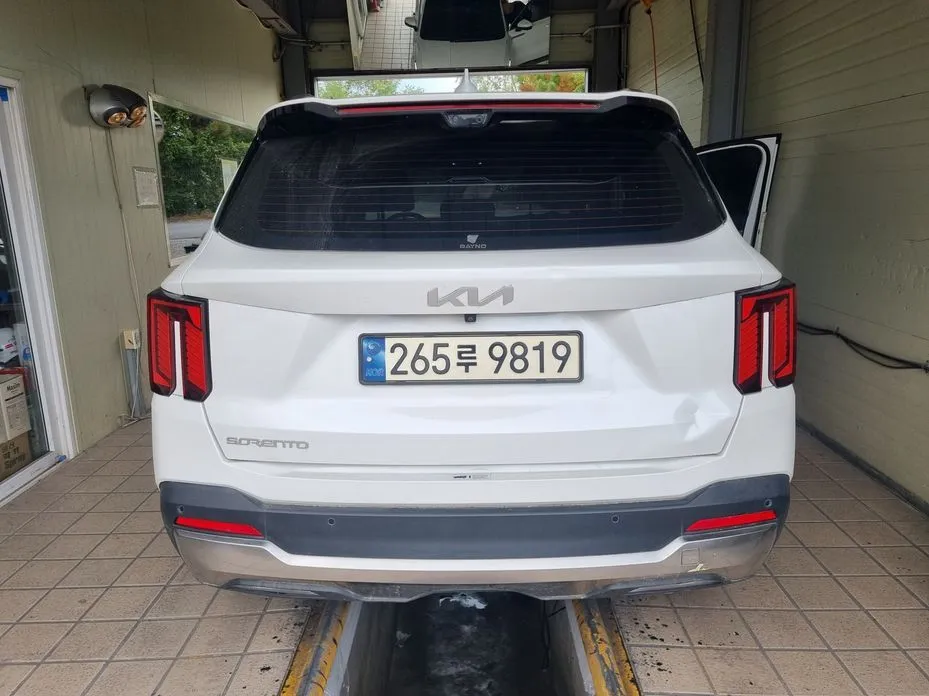Kia Sorento — фото 9