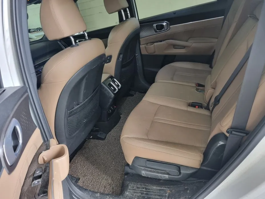 Kia Sorento — фото 4