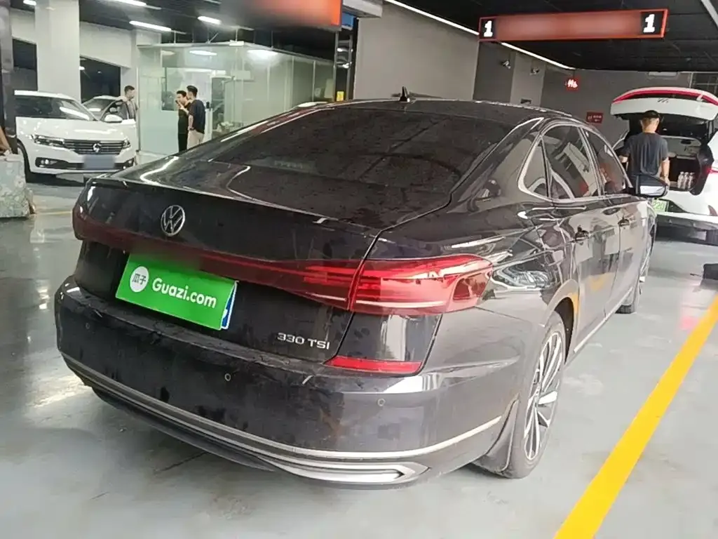 Volkswagen Passat — фото 3
