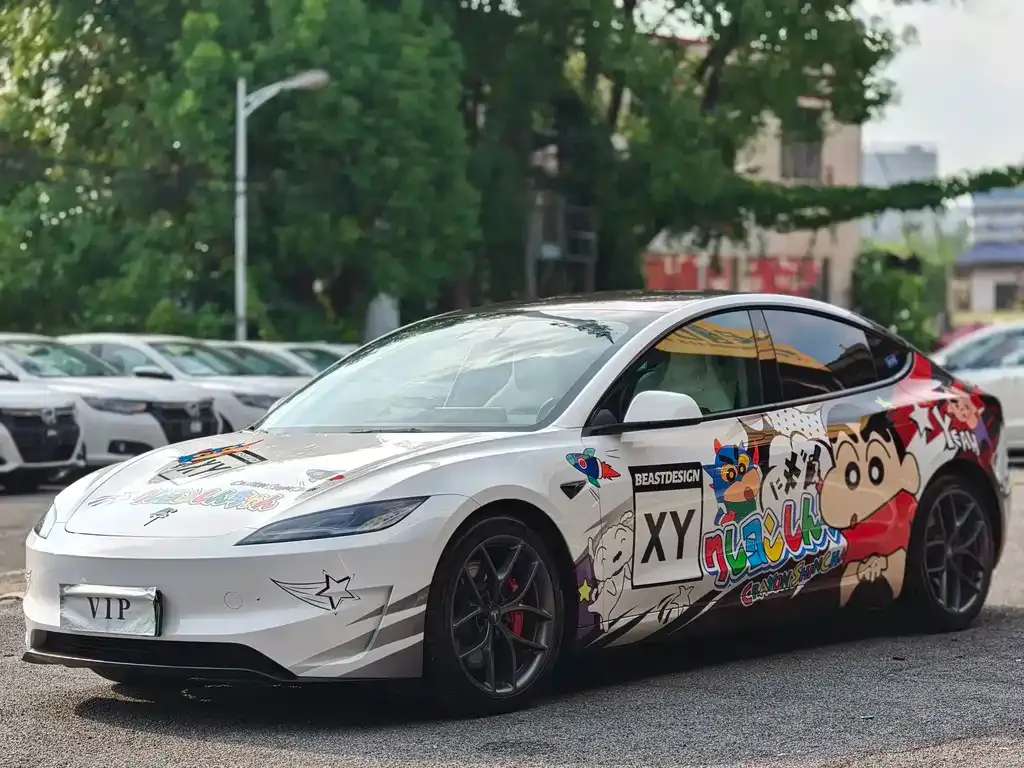 Tesla Model 3 — фото 1