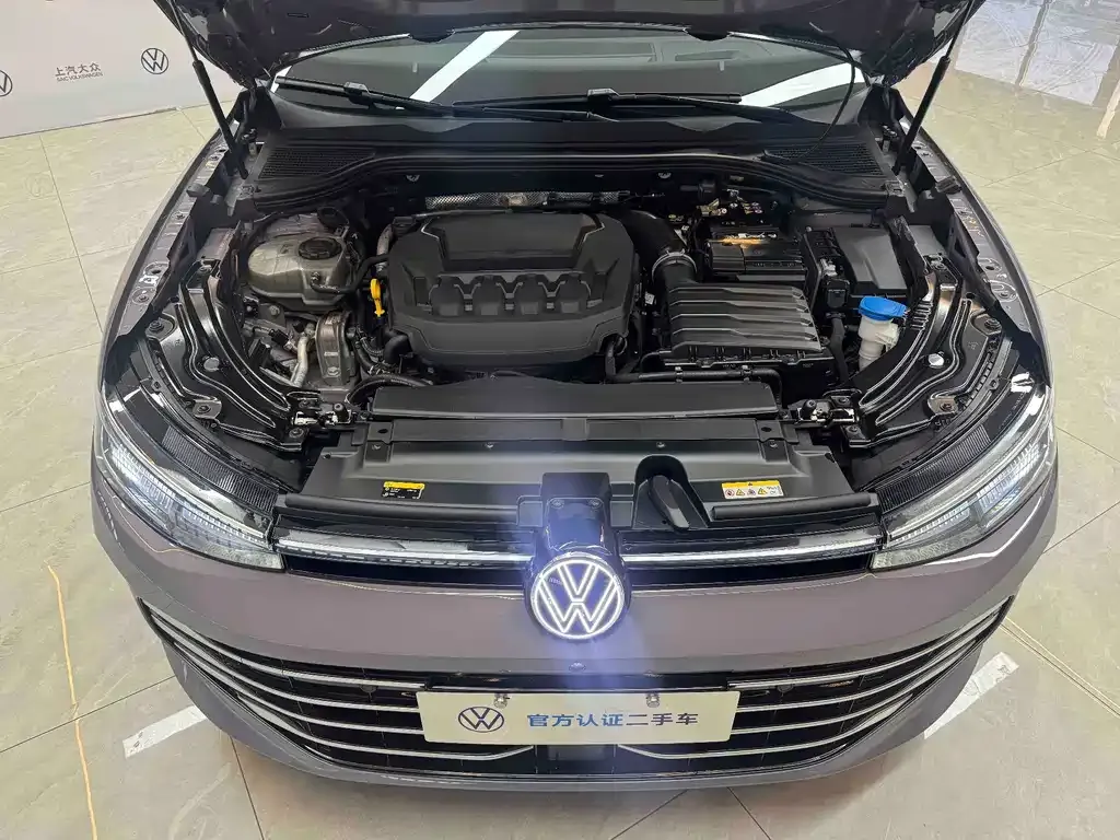 Volkswagen Passat — фото 6