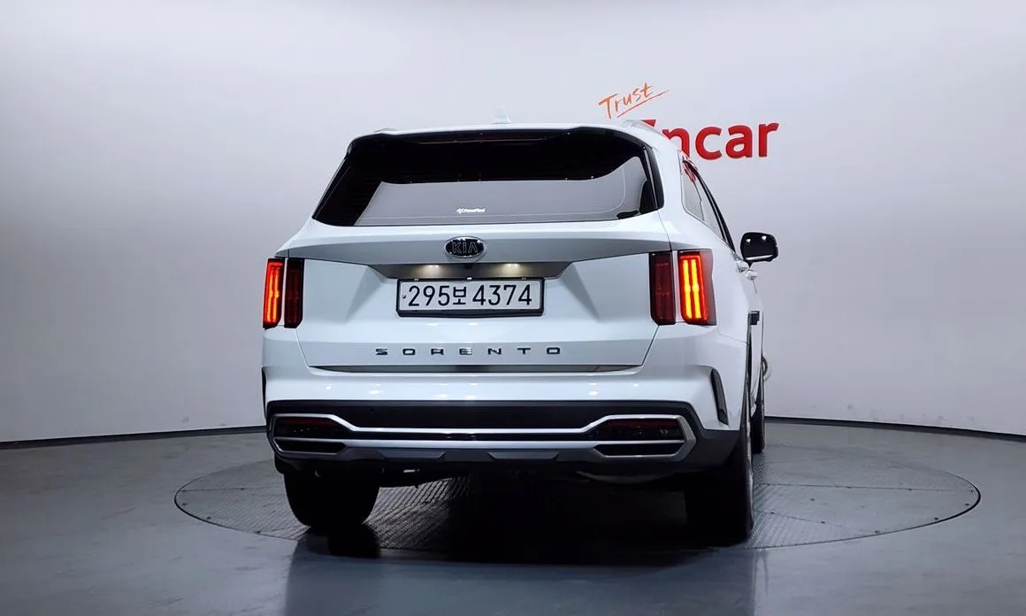 Kia Sorento — фото 3