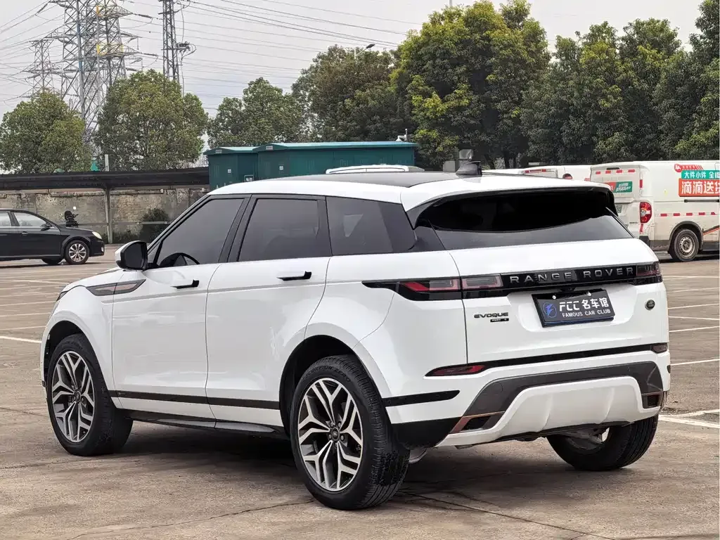 Land Rover Evoque — фото 10