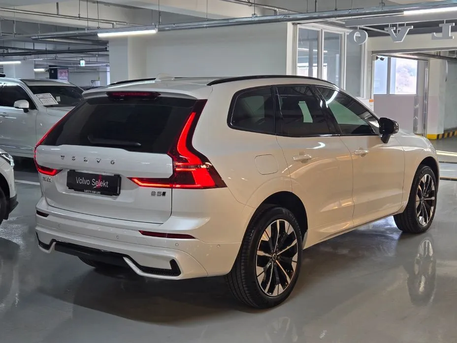 Volvo XC60 — фото 2