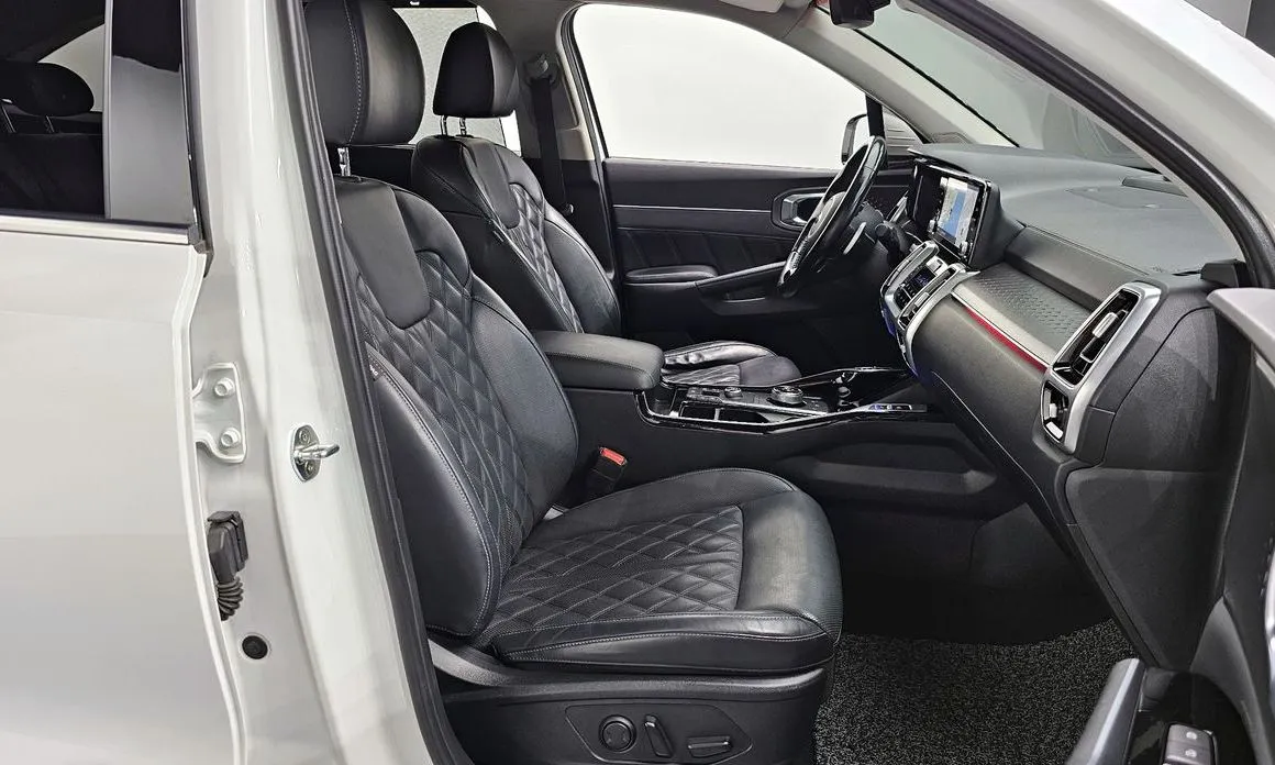 Kia Sorento — фото 10