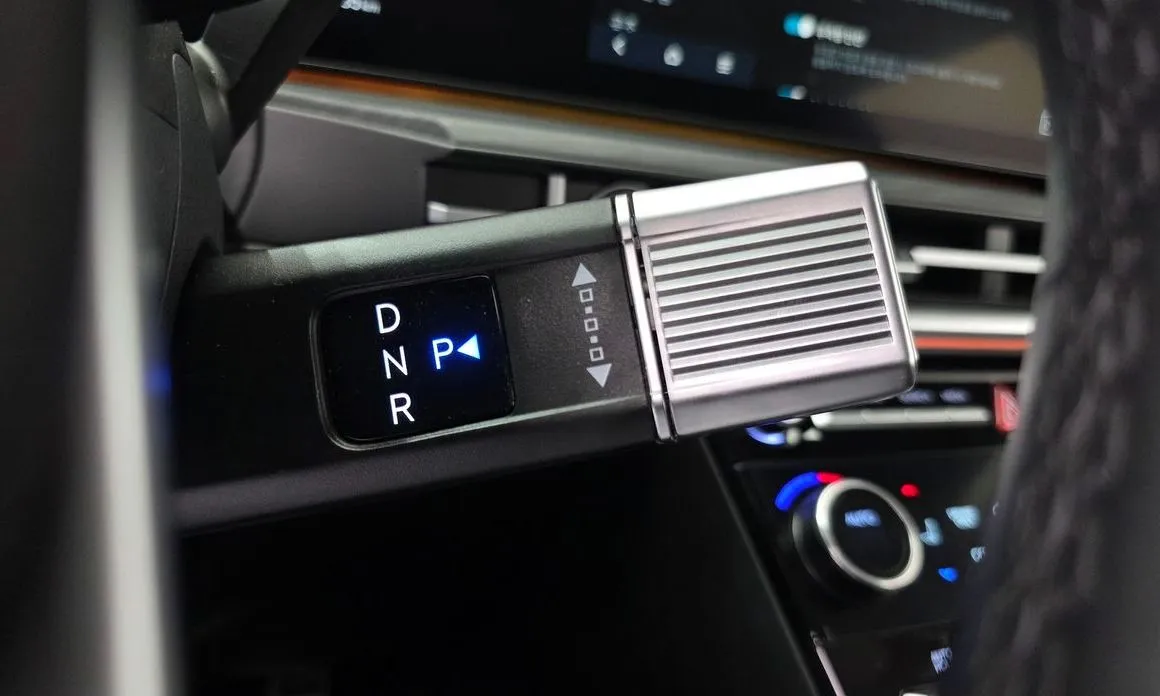 Hyundai Santafe — фото 4