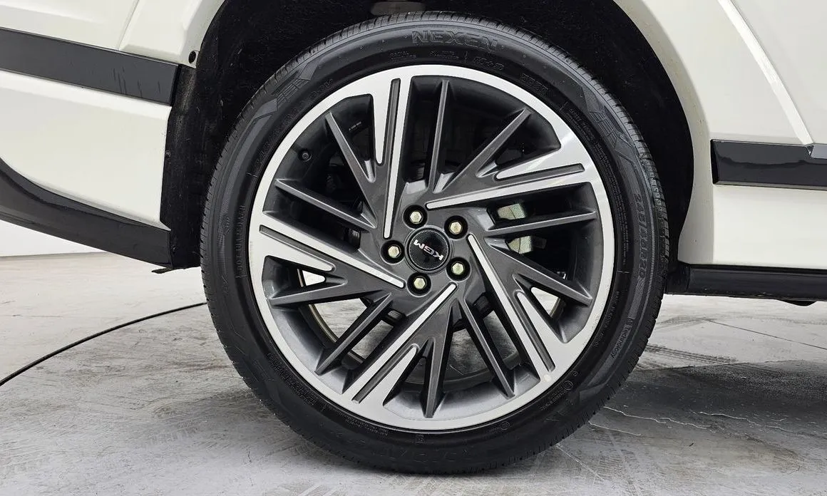 KG Mobility (Ssangyong) Actyon — фото 9