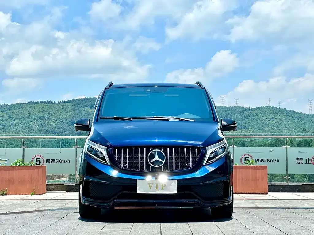 Mercedes-Benz V-Class — фото 5