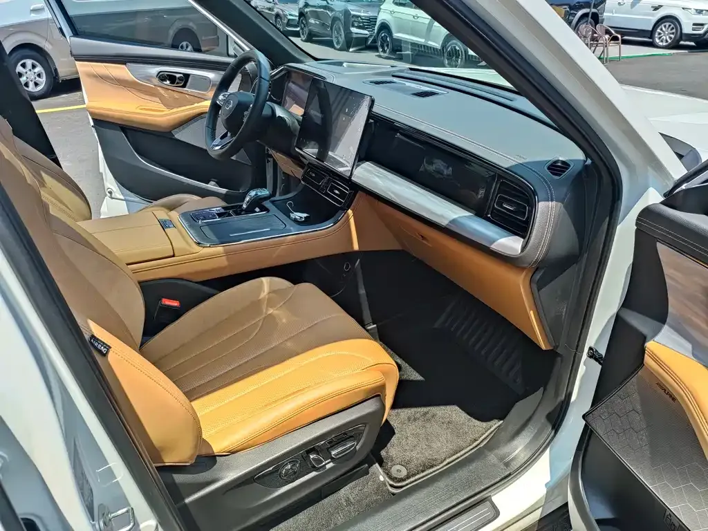 GAC Motor Trumpchi ES9 — фото 3