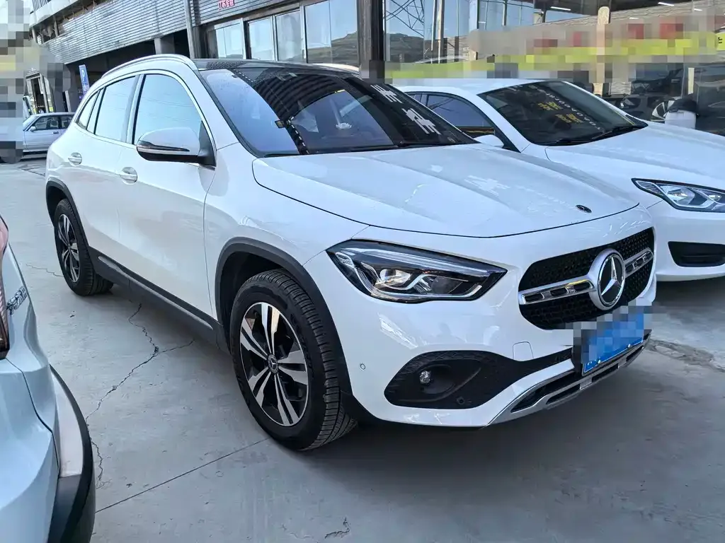 Mercedes-Benz GLA — фото 6