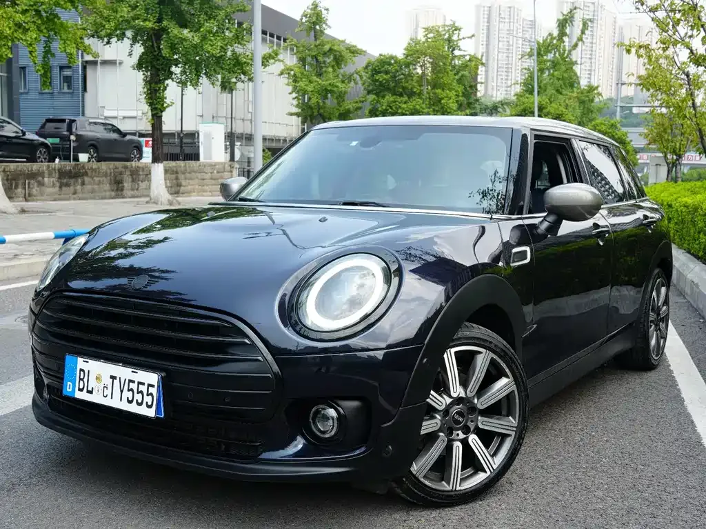 MINI Clubman — фото 7