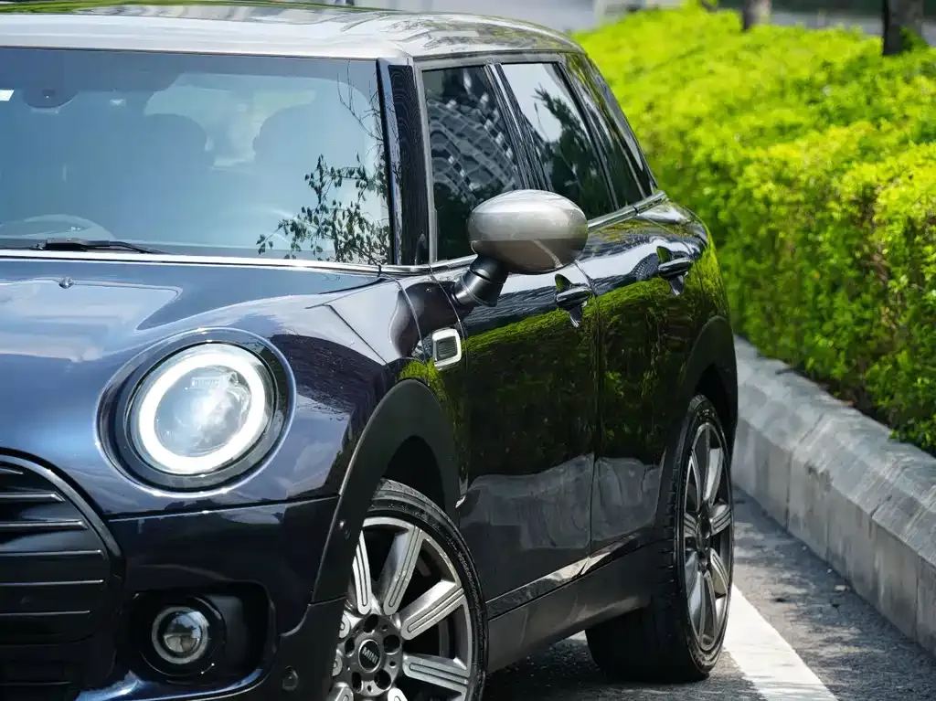 MINI Clubman — фото 5