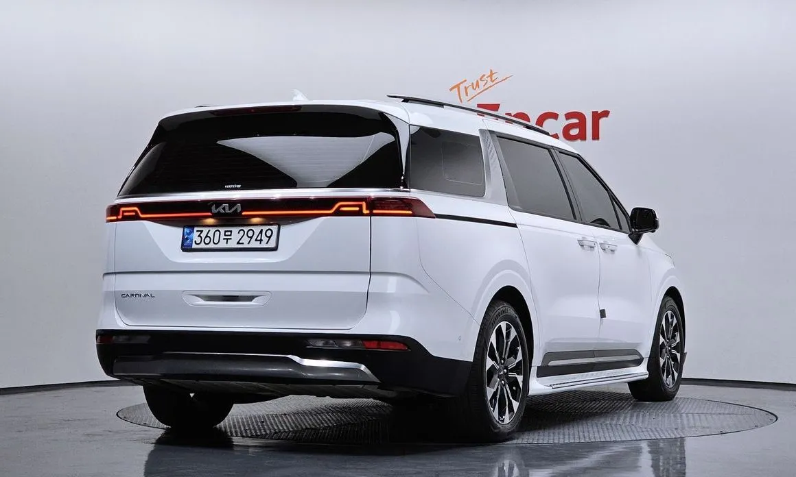 Kia Carnival — фото 2