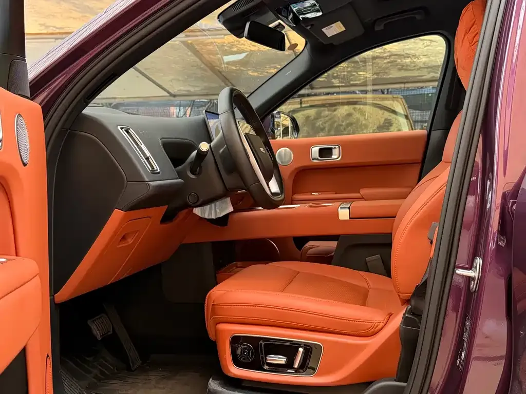 Li Auto L9 — фото 10