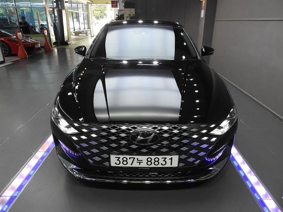 Hyundai Grandeur — фото 1