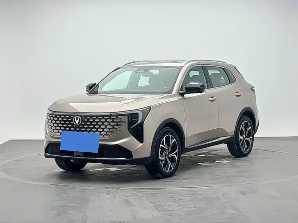 Changan CS55PLUS — фото 1