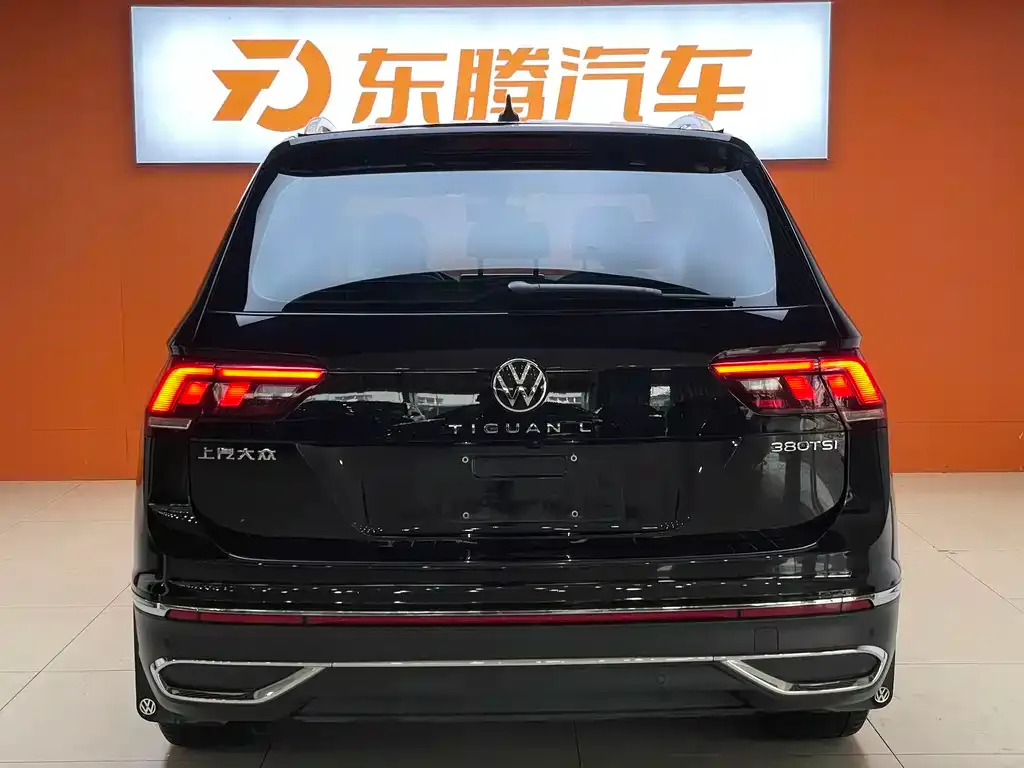Volkswagen Tiguan L — фото 3