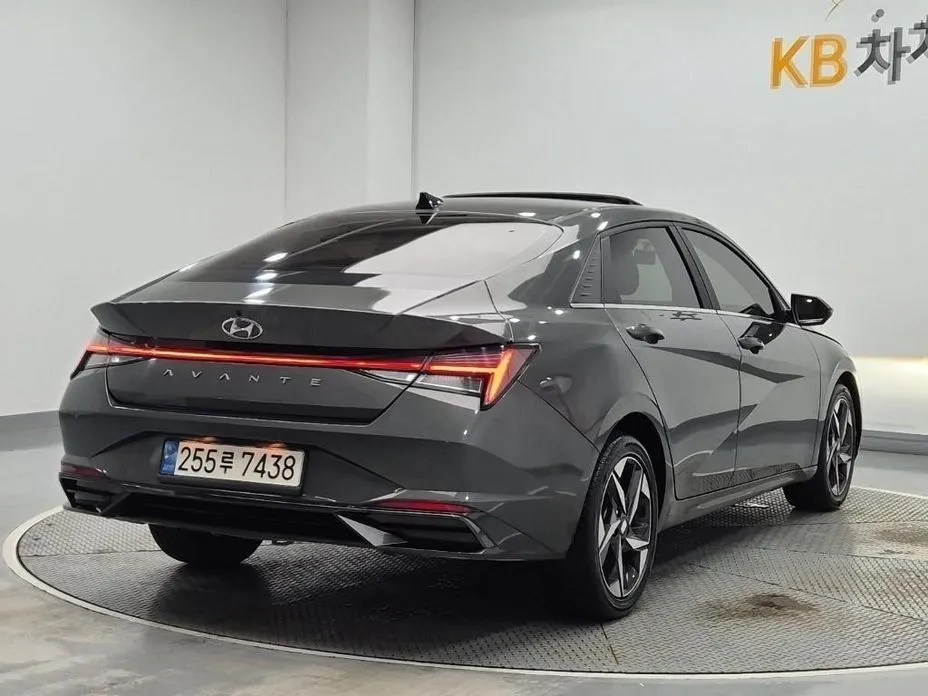 Hyundai AVANTE — фото 4