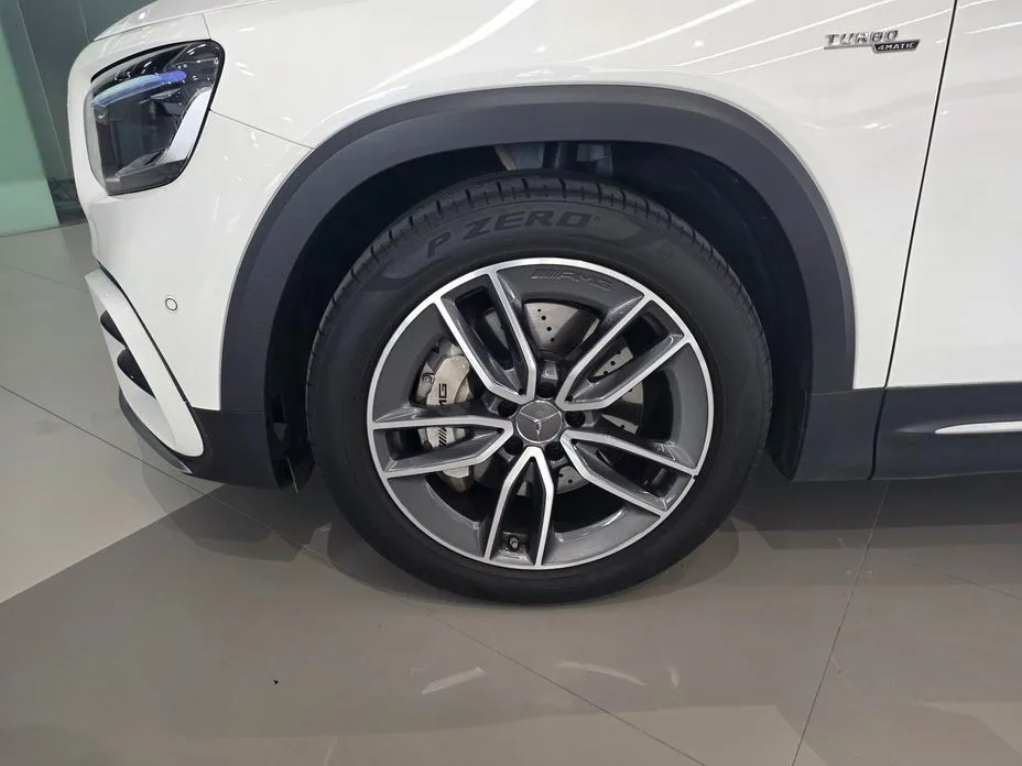 Mercedes-Benz GLB-Class — фото 2