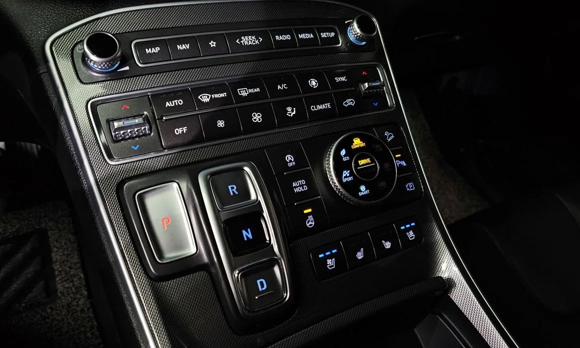 Hyundai Santafe — фото 7
