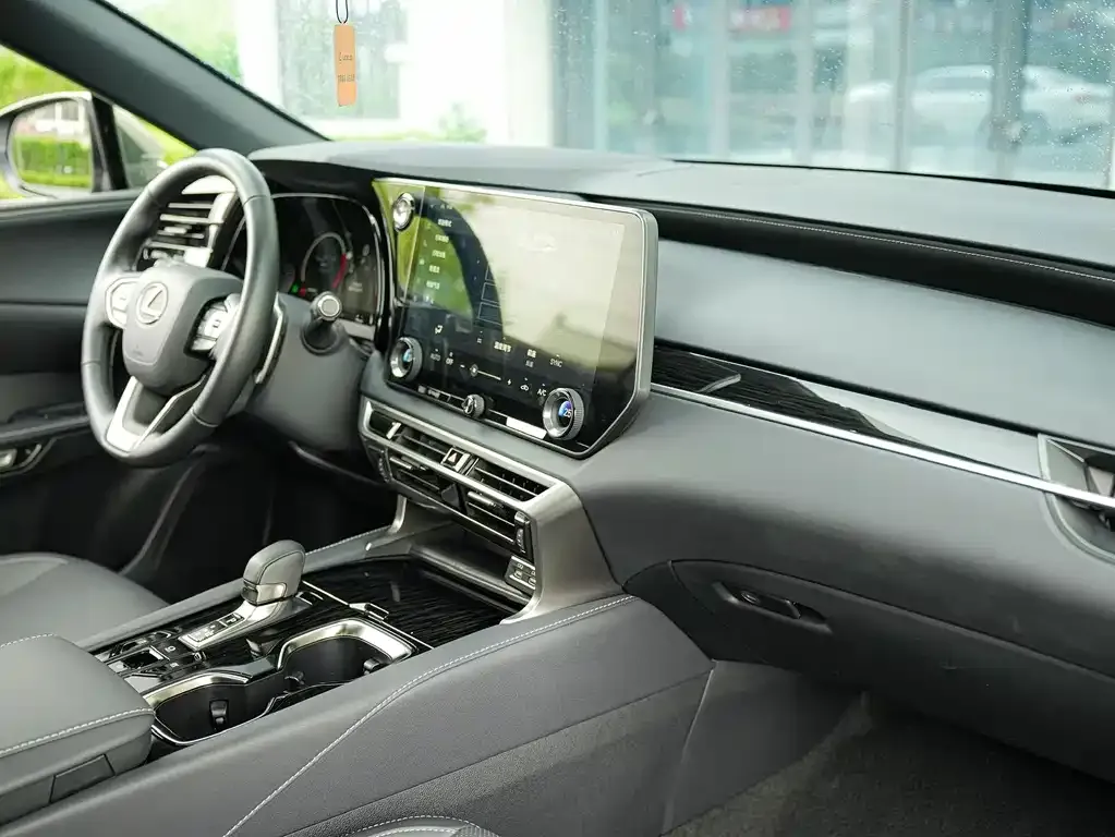 Lexus RX — фото 2