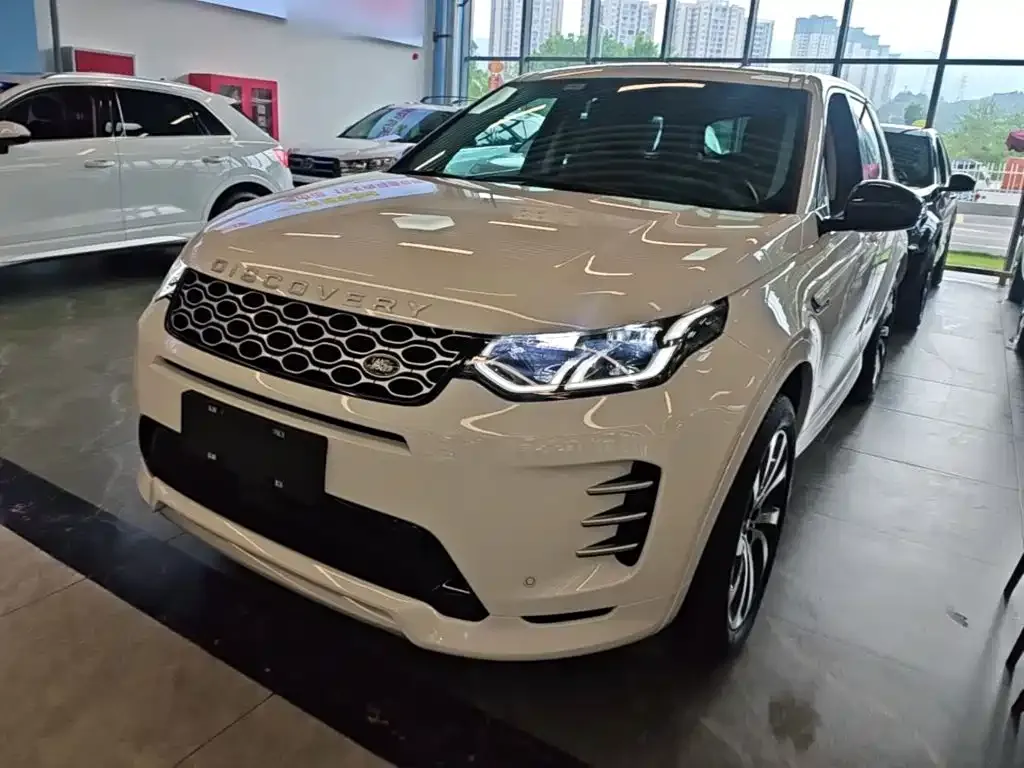 Land Rover Discovery Sport — фото 1