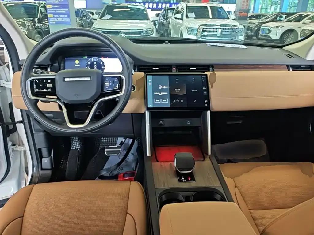 Land Rover Discovery Sport — фото 8