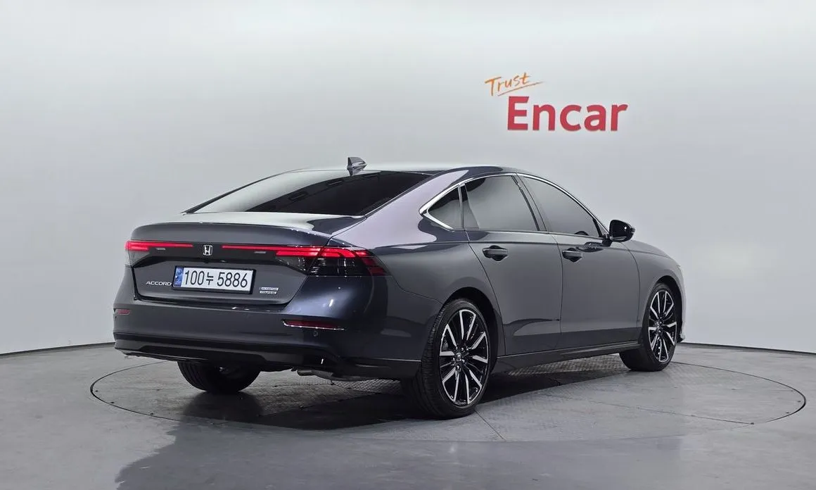 Honda Accord — фото 4