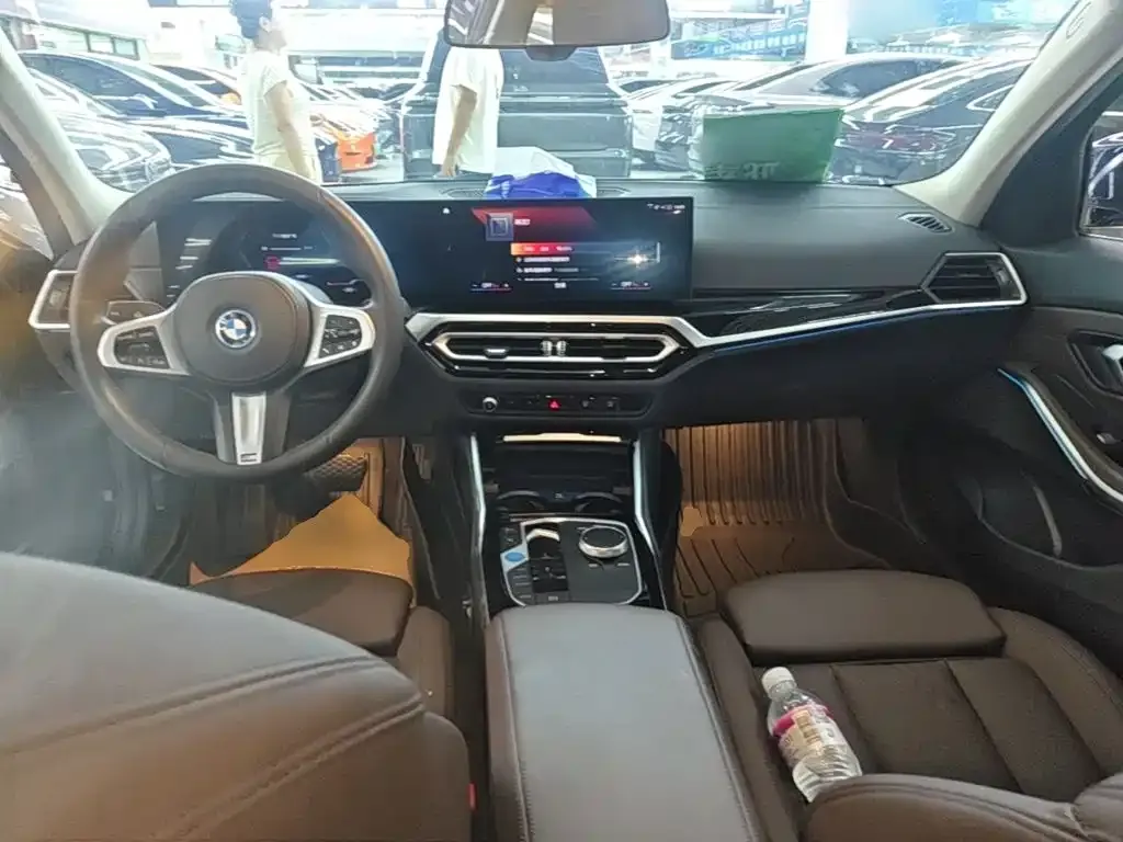 BMW i3 — фото 3