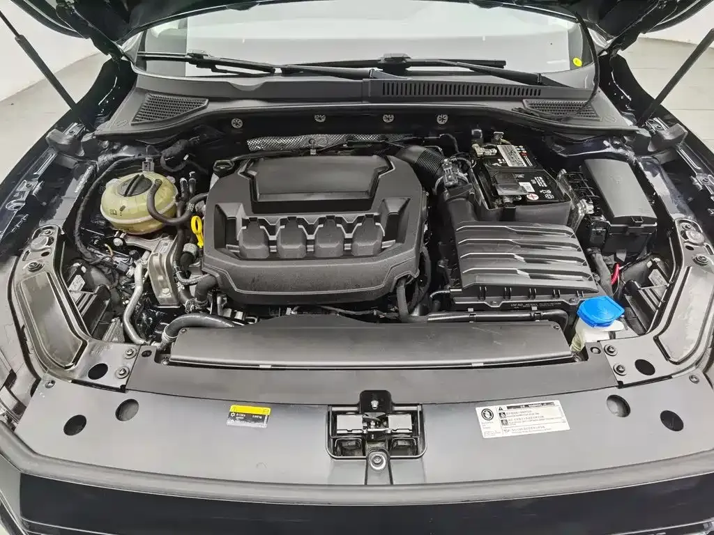 Volkswagen Passat — фото 6