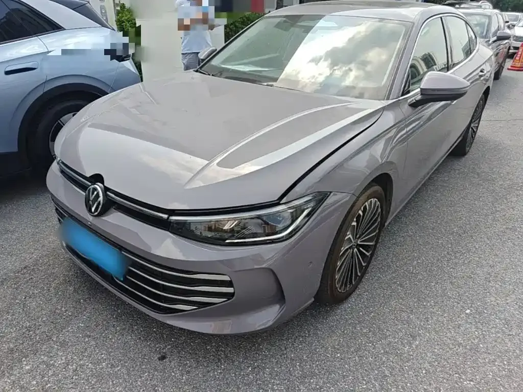 Volkswagen Passat — фото 10