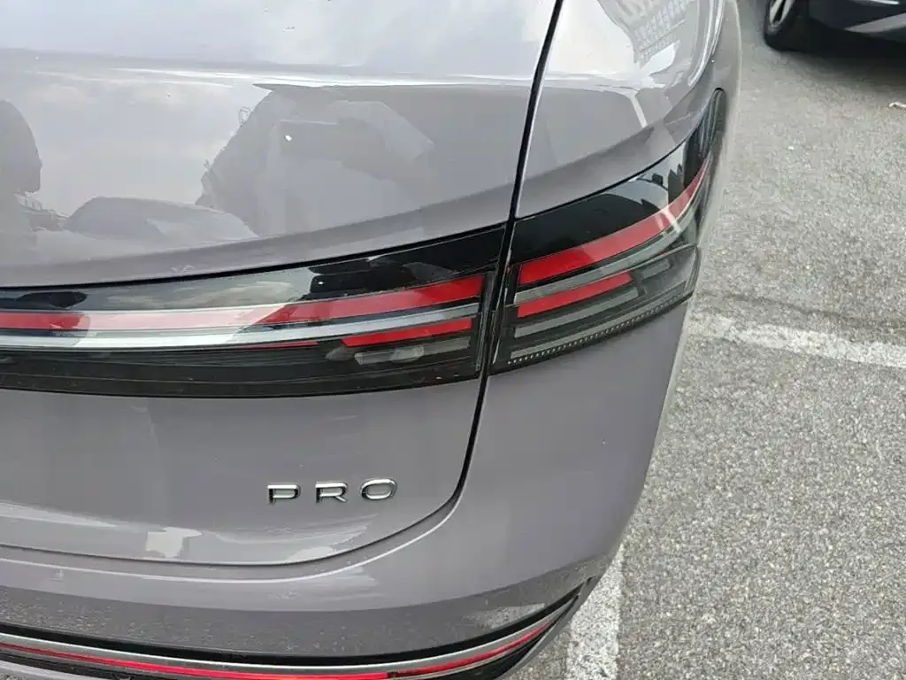 Volkswagen Passat — фото 9