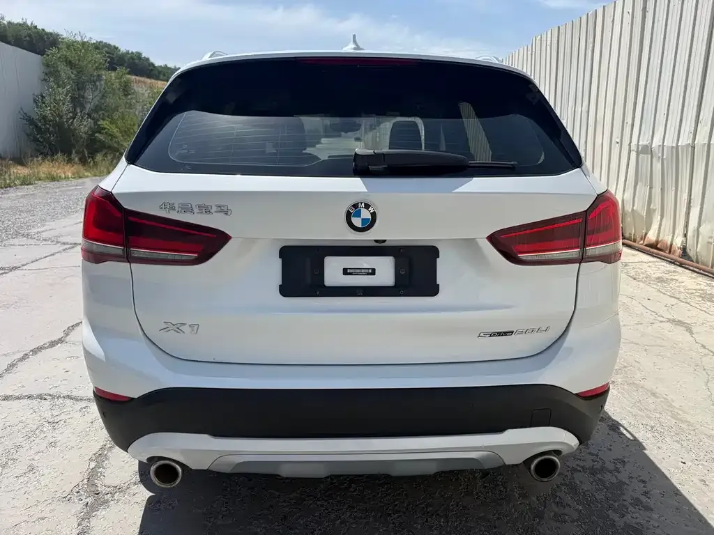 BMW X1 — фото 4