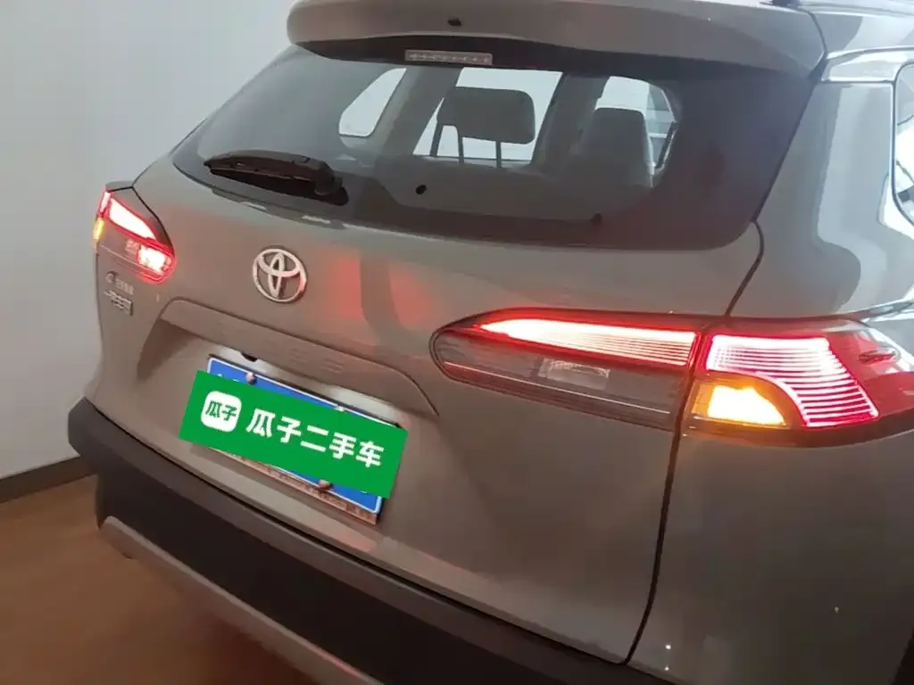 Toyota Corolla Cross — фото 10