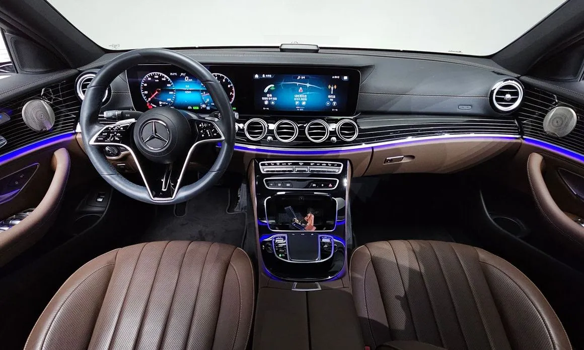 Mercedes-Benz E-Class — фото 10