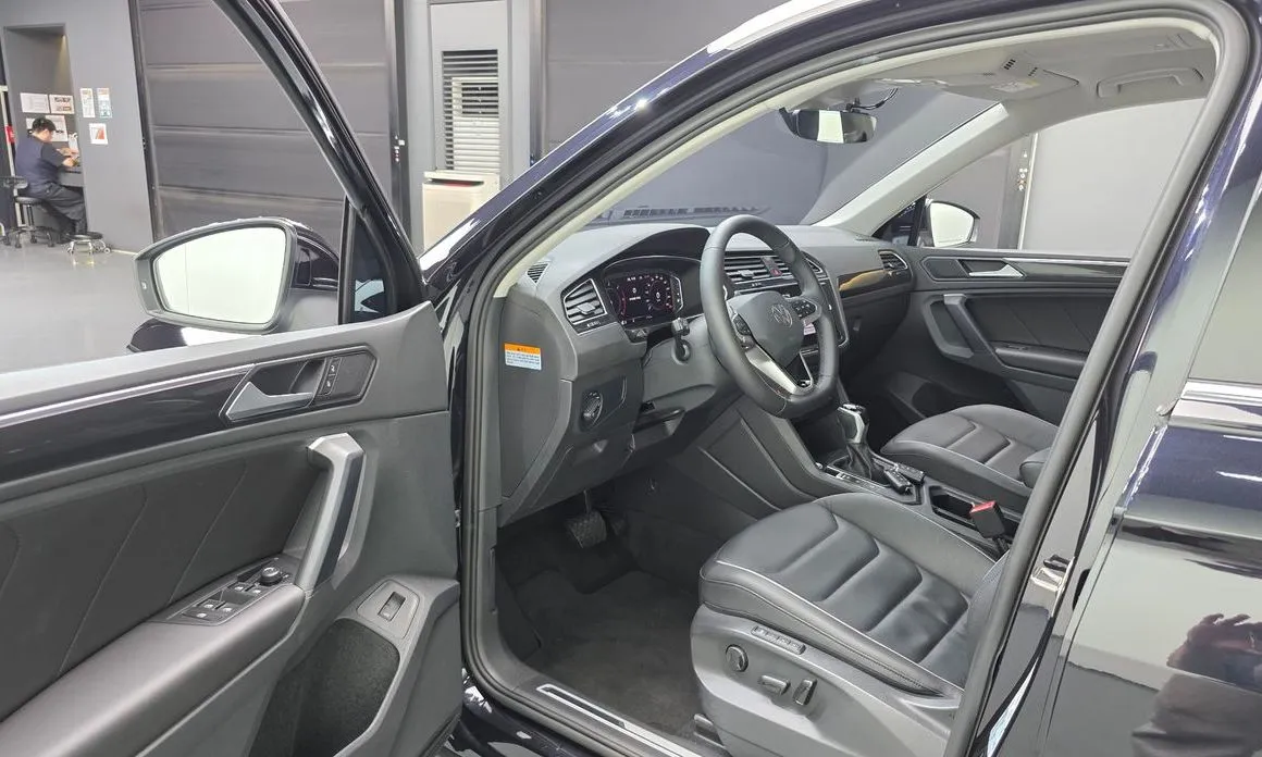 Volkswagen Tiguan — фото 7