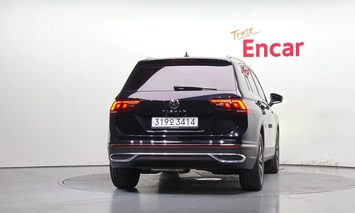 Volkswagen Tiguan — фото 5