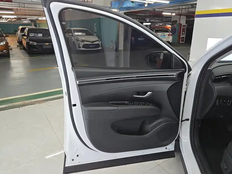 Hyundai Tucson — фото 6