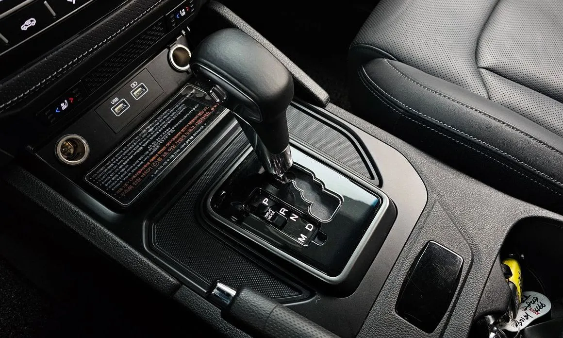 KG Mobility (Ssangyong) Rexton — фото 4