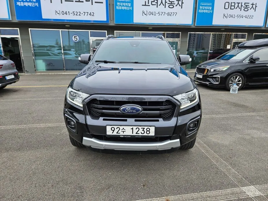 Ford Ranger — фото 10