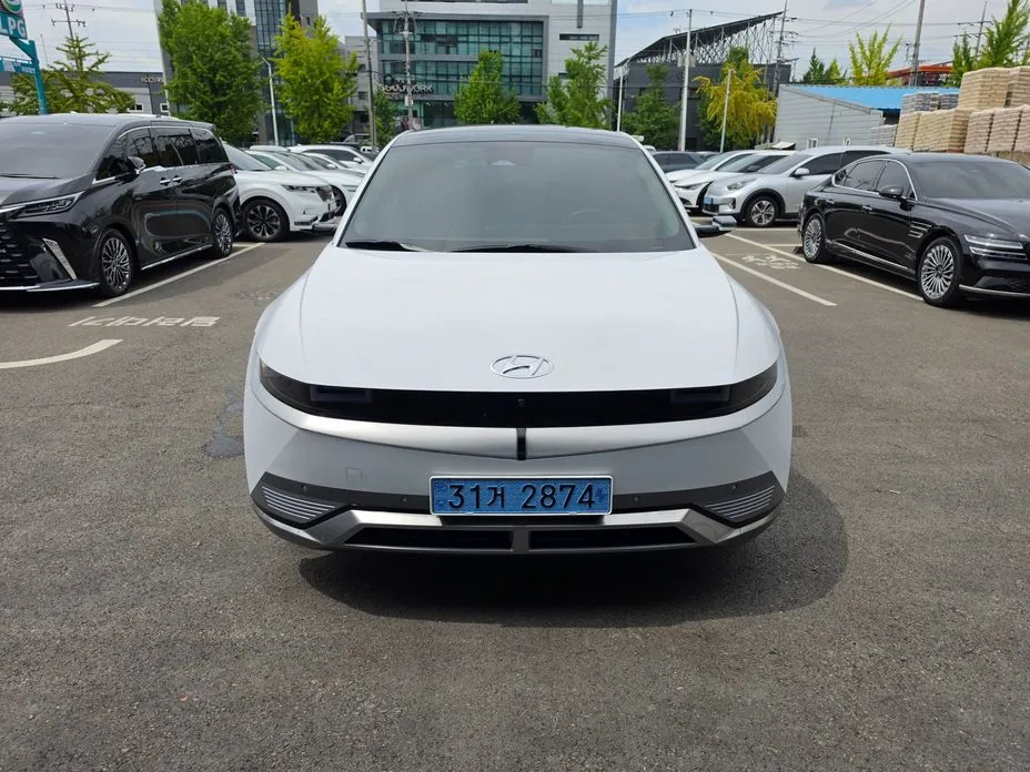 Hyundai Ioniq5 — фото 1