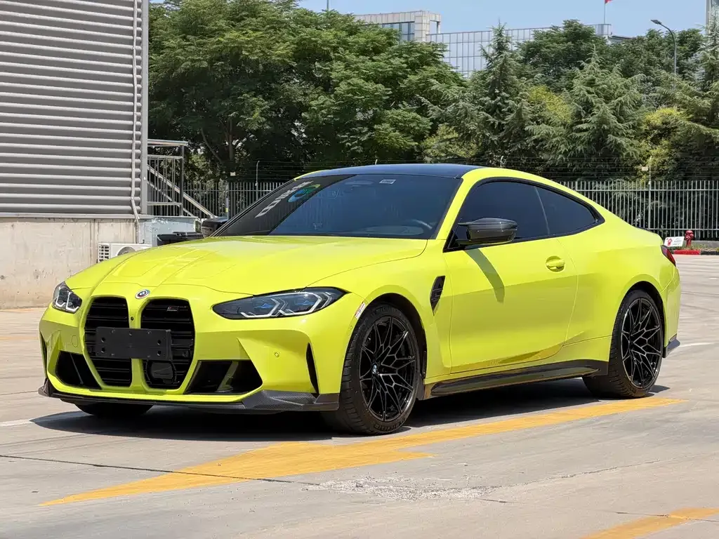 BMW M4 — фото 1
