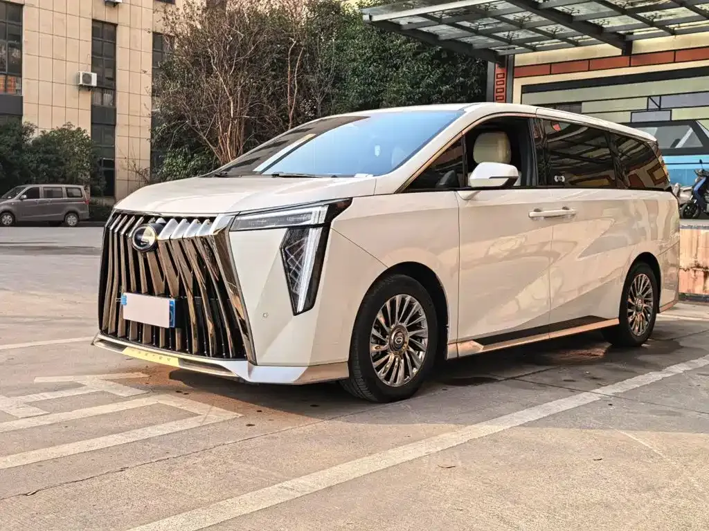 GAC Motor Trumpchi M8 — фото 7