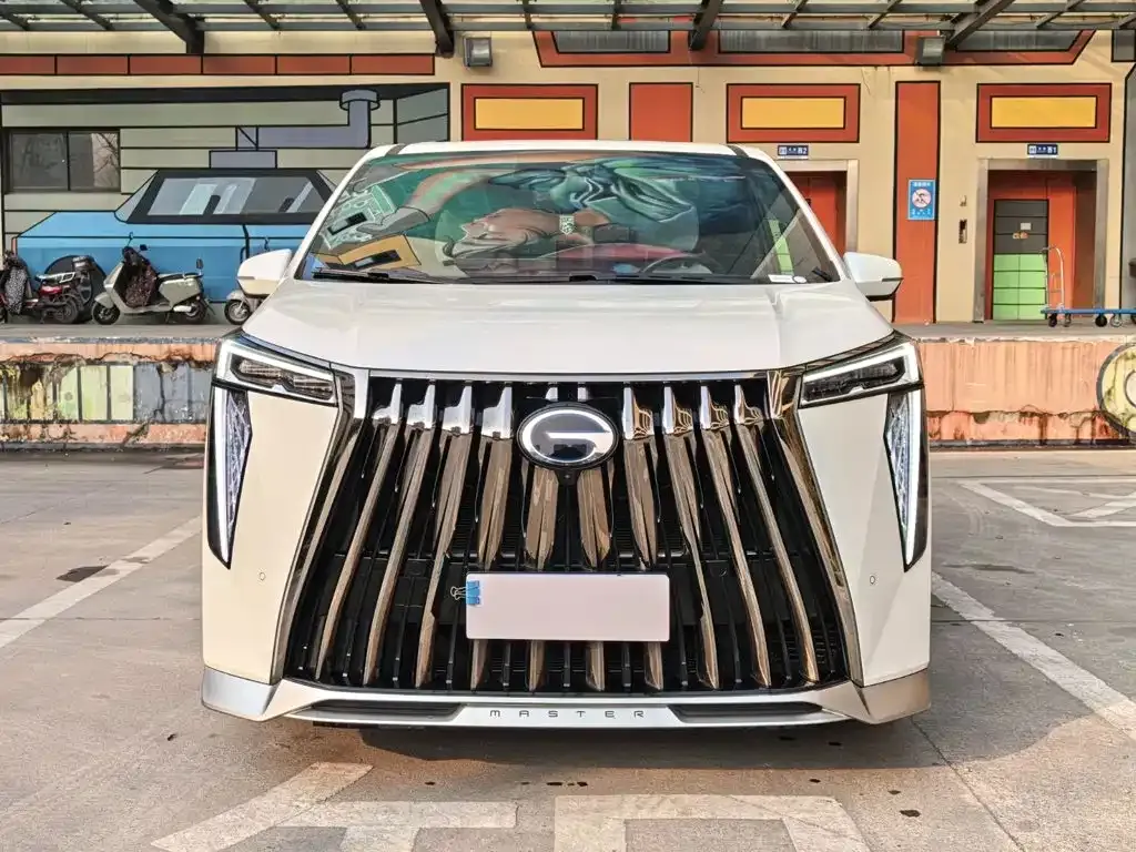 GAC Motor Trumpchi M8 — фото 3