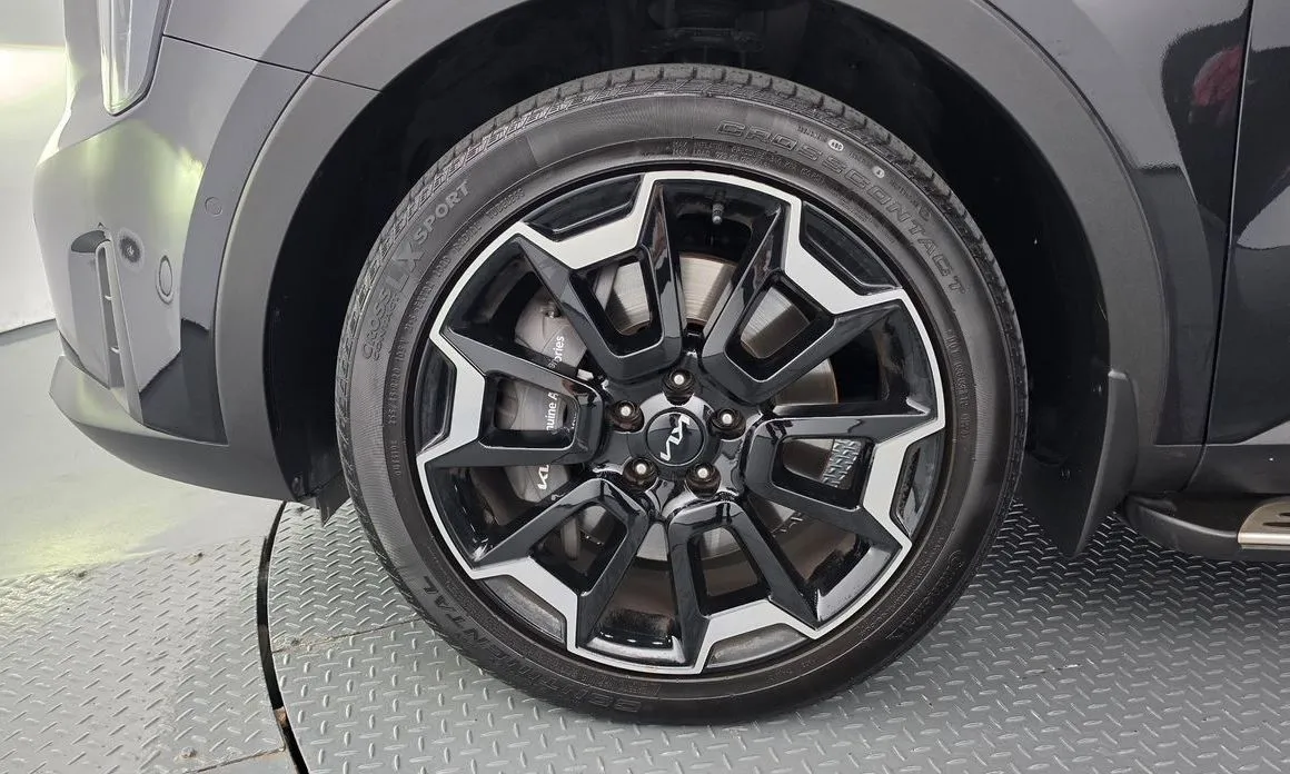 Kia Sorento — фото 8