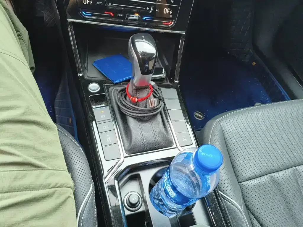 Volkswagen Passat — фото 10