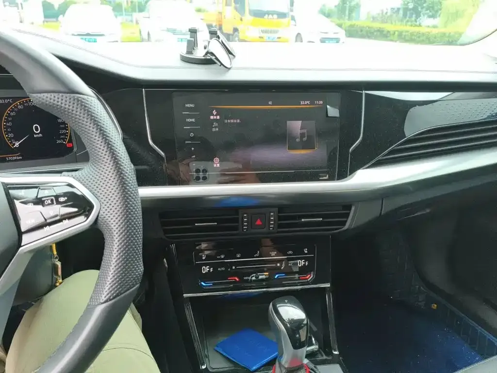 Volkswagen Passat — фото 7