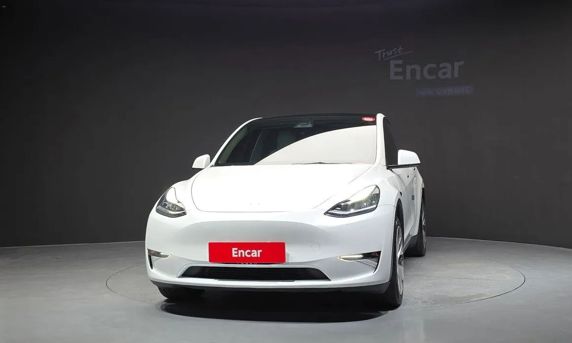 Tesla Model Y — фото 2