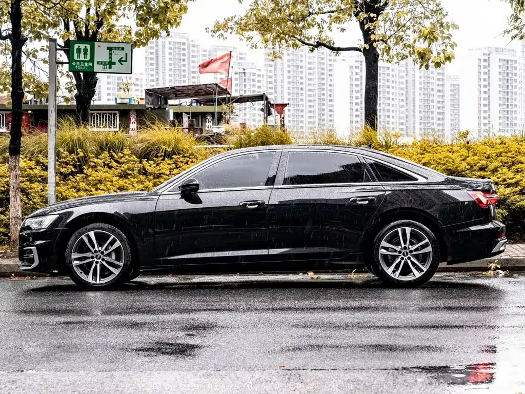 Audi A6L — фото 6