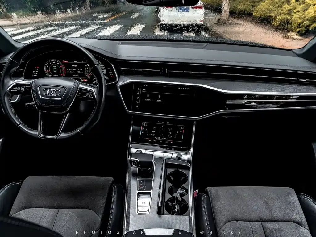 Audi A6L — фото 5